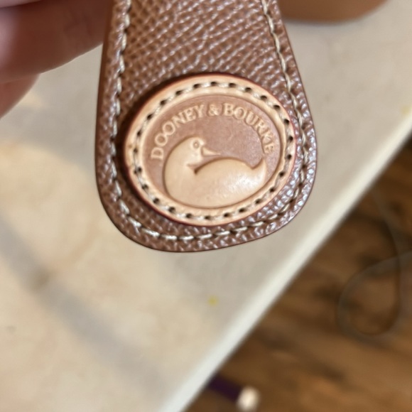 Dooney and burk purse - Picture 5 of 8